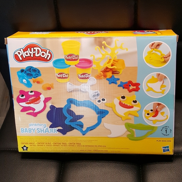 Play-Doh pinkfong Baby Shark play set - Picture 2 of 5
